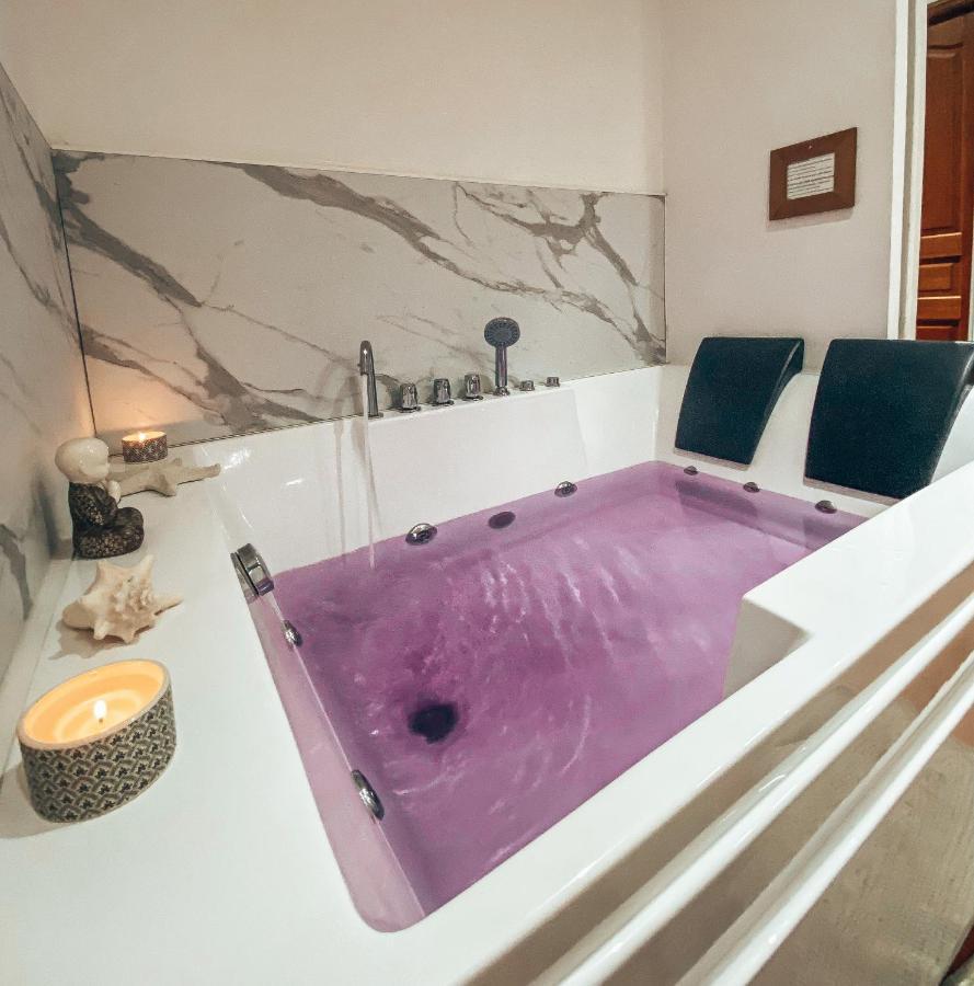 Chambre Double avec Baignoire Spa