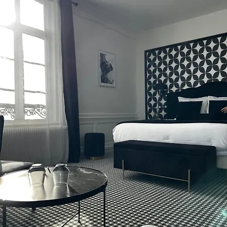 Hôtel Échappée en Baie - Chambres climatisées -Parking privé gratuit dont forfaits bornes électriques réservable-3